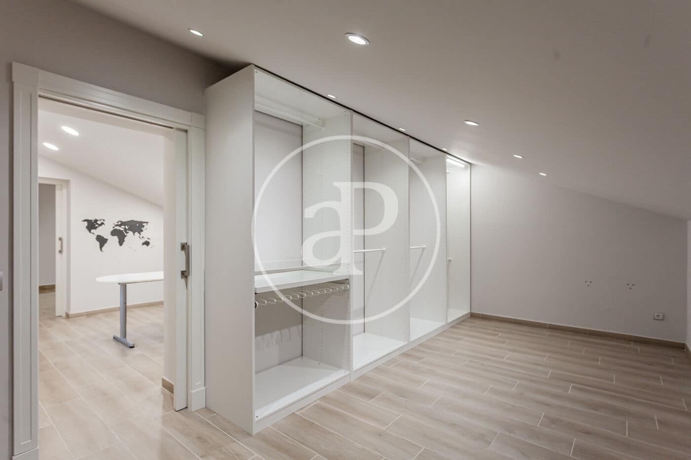 7 soveværelse Villa til salg i Villaviciosa de Odon med swimmingpool - € 1.975.000 (Ref: 9390878)