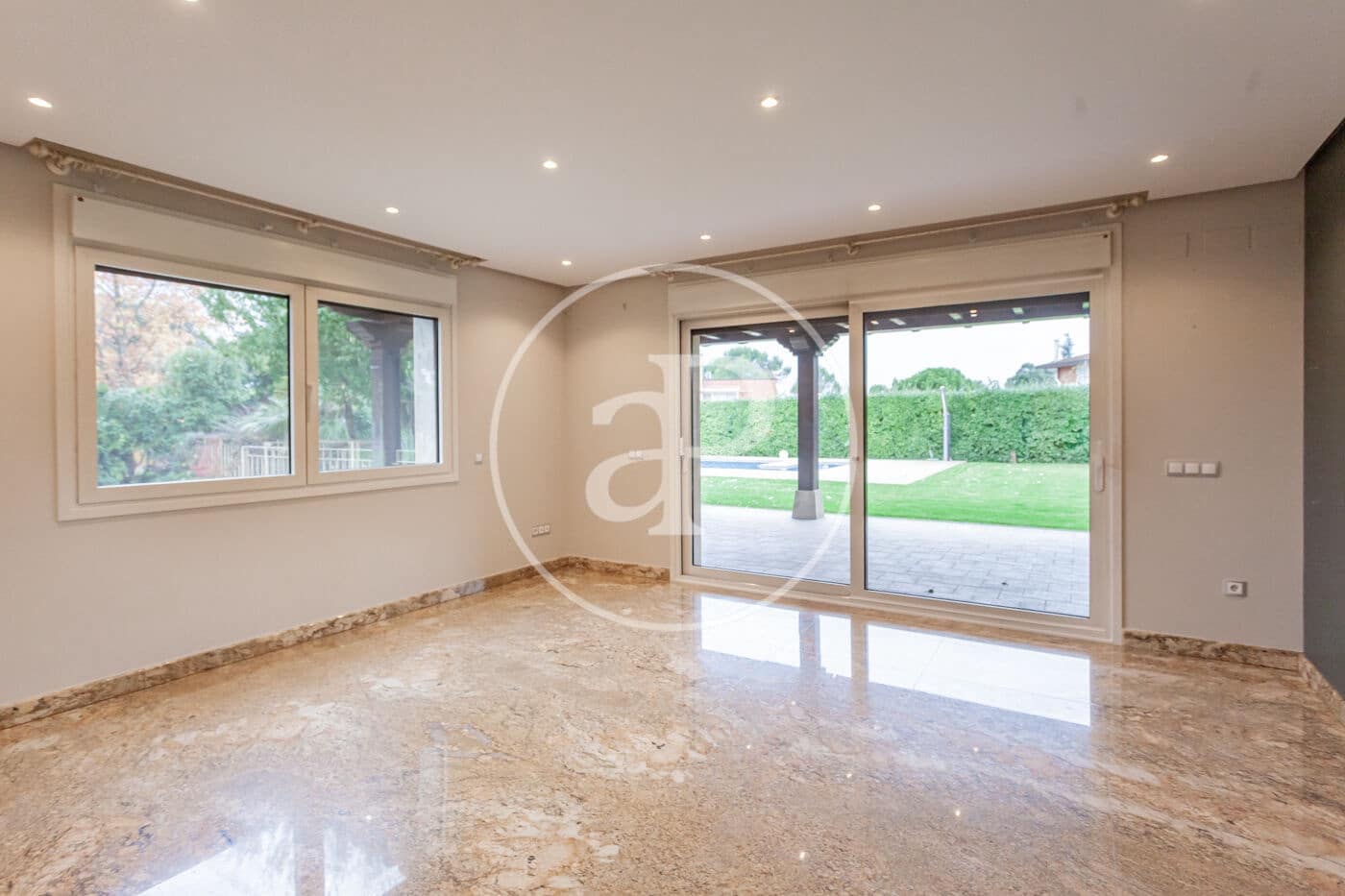 7 soveværelse Villa til salg i Villaviciosa de Odon med swimmingpool - € 1.975.000 (Ref: 9390878)