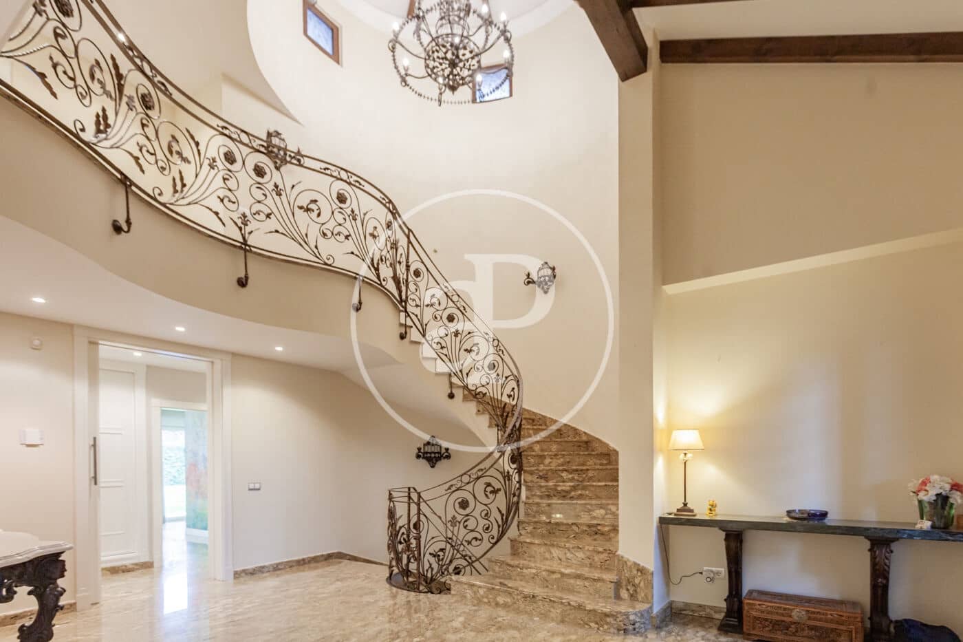 7 soveværelse Villa til salg i Villaviciosa de Odon med swimmingpool - € 1.975.000 (Ref: 9390878)