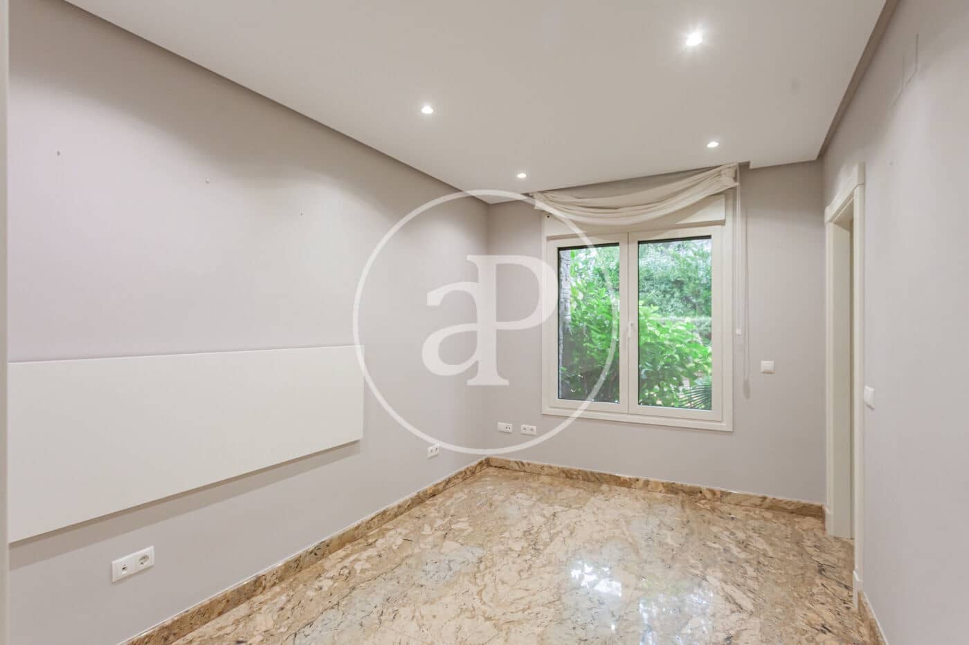 7 soveværelse Villa til salg i Villaviciosa de Odon med swimmingpool - € 1.975.000 (Ref: 9390878)