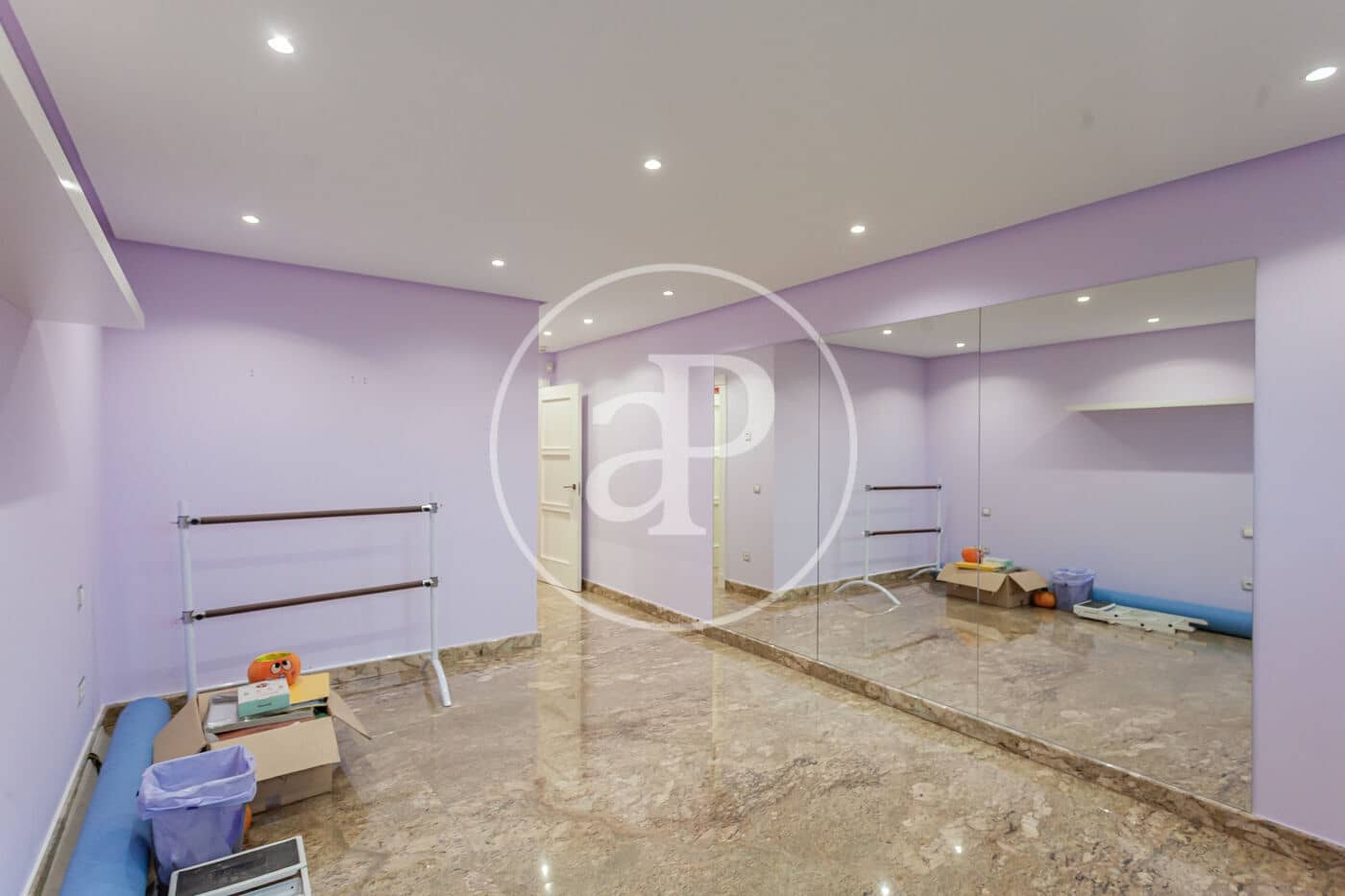 7 soveværelse Villa til salg i Villaviciosa de Odon med swimmingpool - € 1.975.000 (Ref: 9390878)