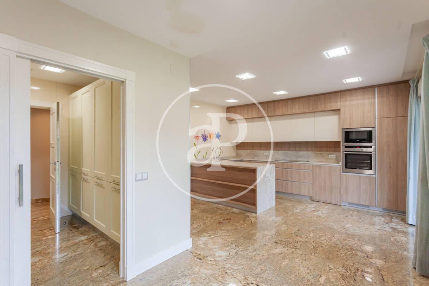 7 soveværelse Villa til salg i Villaviciosa de Odon med swimmingpool - € 1.975.000 (Ref: 9390878)