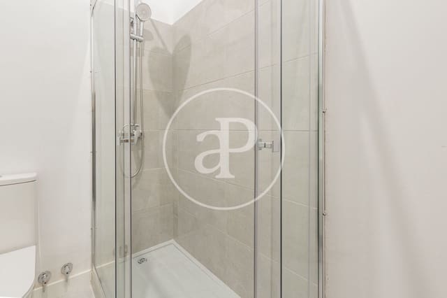 2 soveværelse Lejlighed til leje i Recoletos, Madrid by - € 2.300 (Ref: 9390881)