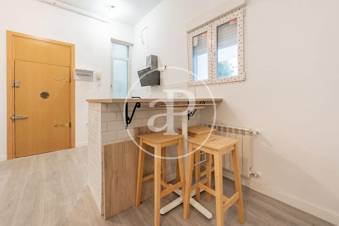 2 soveværelse Lejlighed til leje i Madrid by - € 2.300 (Ref: 9390881)