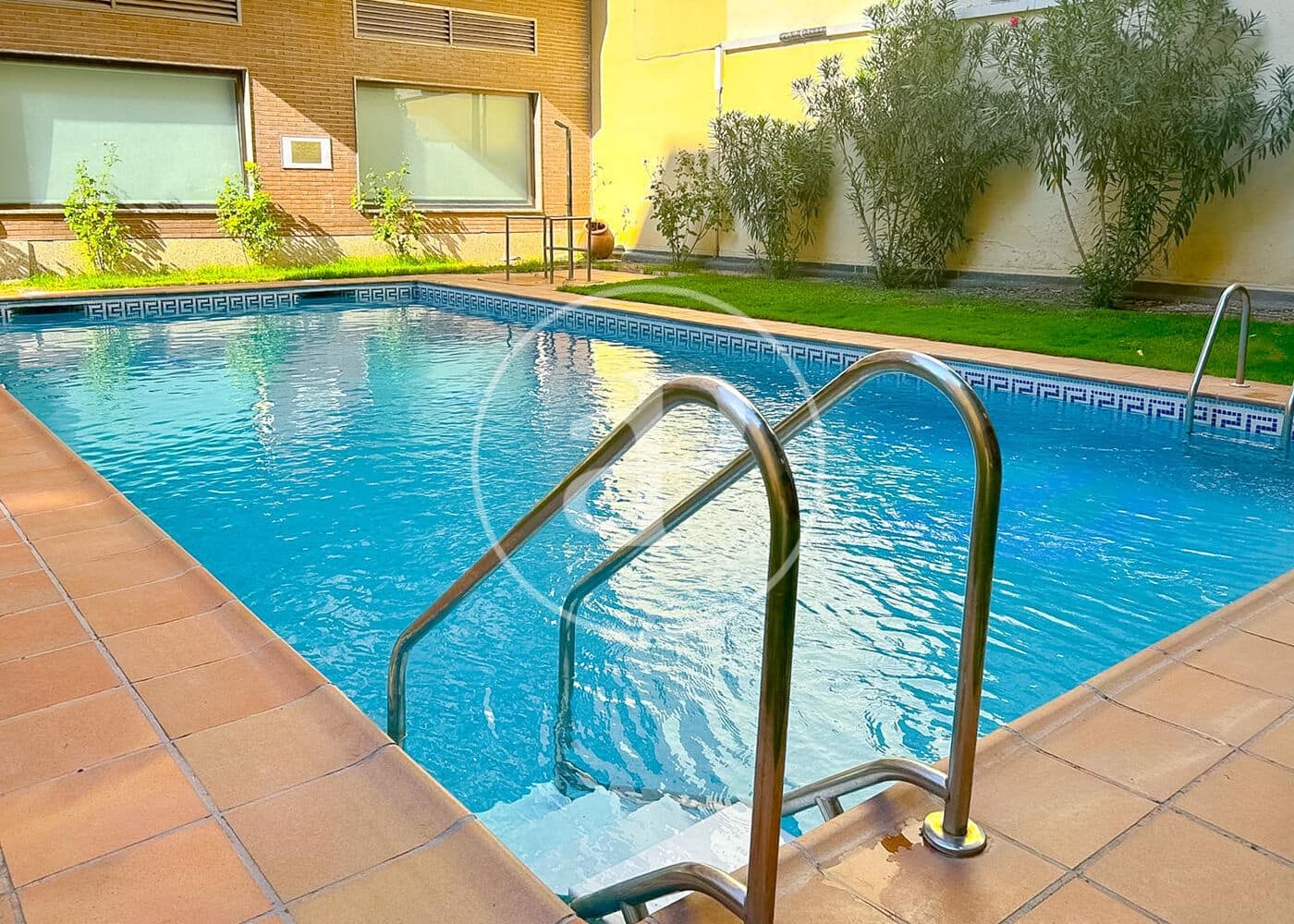 2 makuuhuone Huoneisto vuokrattavana paikassa Madrid kaupunki mukana uima-altaan - 2 300 € (Ref: 9390881)