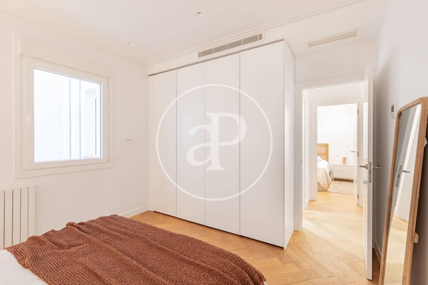 2 bedroom Apartment for sale in Madrid city - € 1,050,000 (Ref: 9390884)