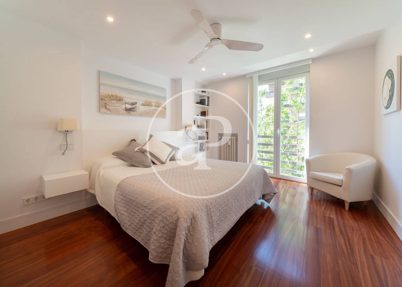 4 soveværelse Lejlighed til leje i Madrid by - € 4.800 (Ref: 9396000)