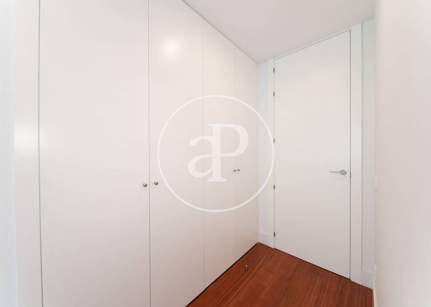 4 soveværelse Lejlighed til leje i Madrid by - € 4.800 (Ref: 9396000)