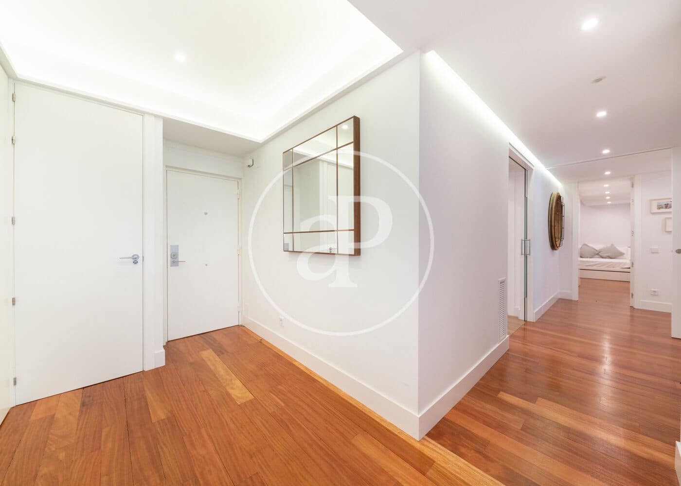 4 soveværelse Lejlighed til leje i Madrid by - € 4.800 (Ref: 9396000)