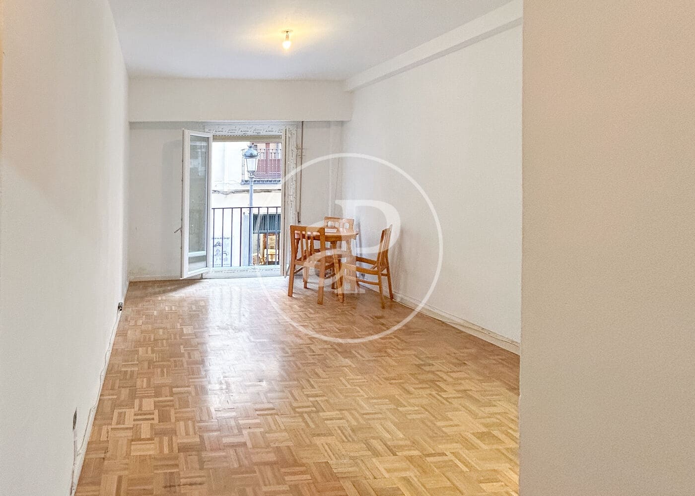 1 makuuhuone Huoneisto vuokrattavana paikassa Madrid kaupunki - 1 300 € (Ref: 9396003)