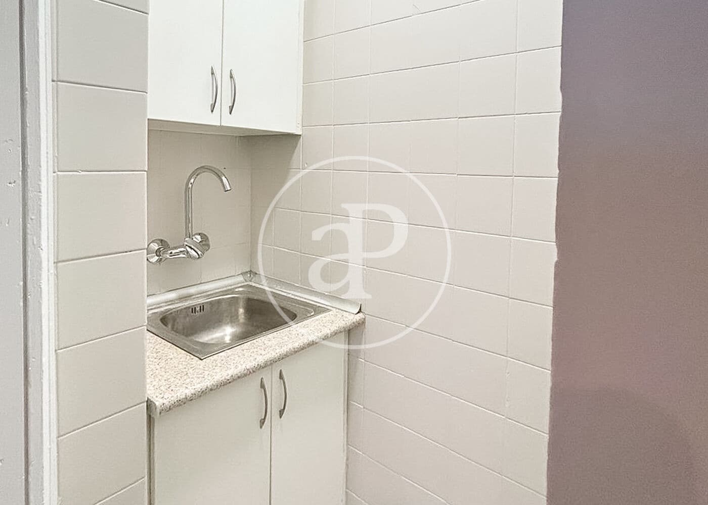 1 makuuhuone Huoneisto vuokrattavana paikassa Madrid kaupunki - 1 300 € (Ref: 9396003)