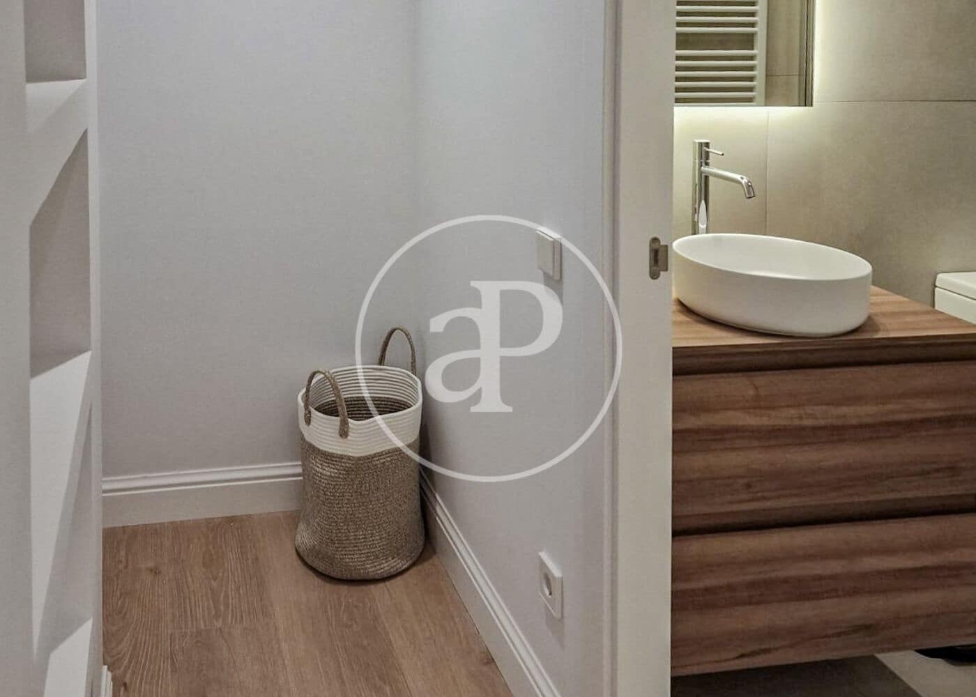 3 bedroom Apartment for rent in Madrid city - € 5,500 (Ref: 9396004)