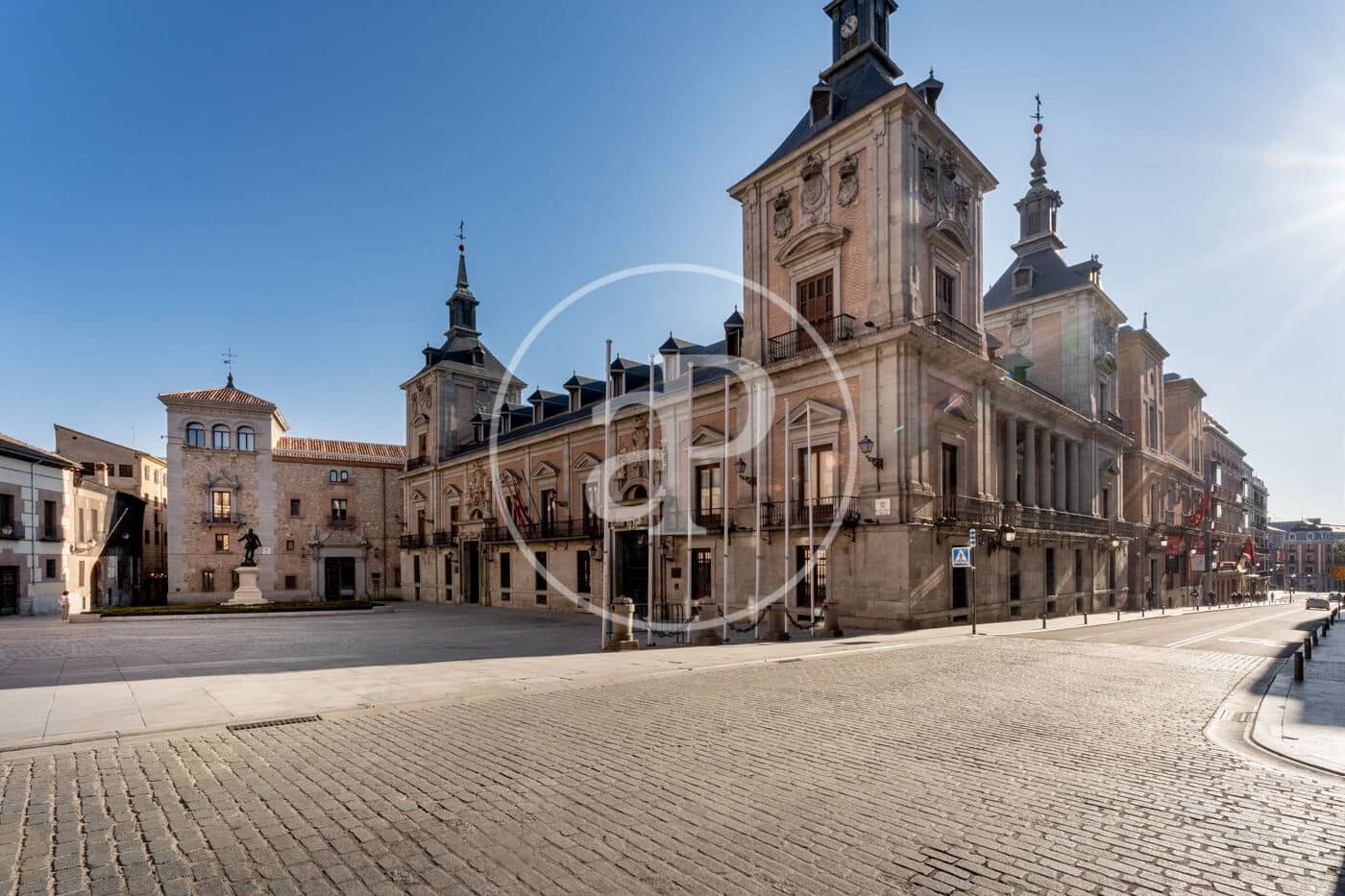 3 bedroom Apartment for rent in Madrid city - € 5,500 (Ref: 9396004)