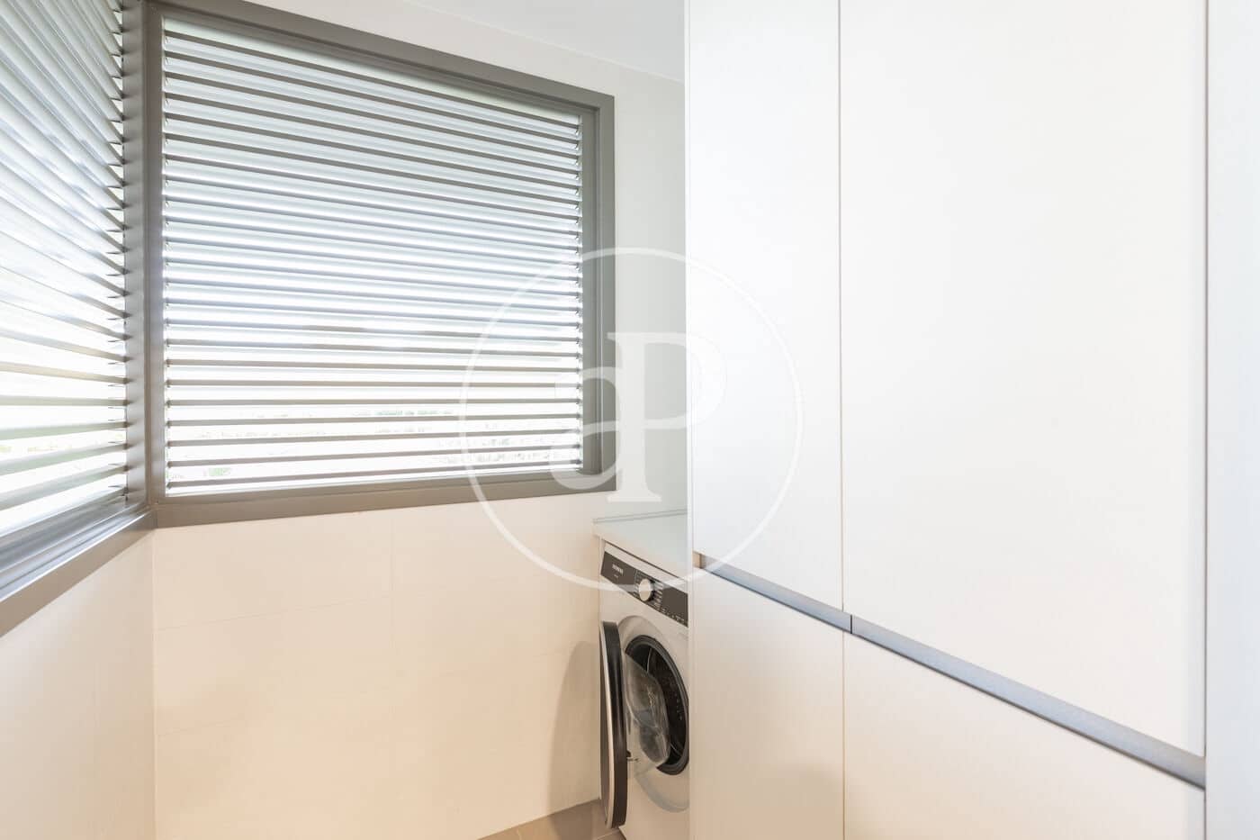 3 soverom Leilighet til leie i La Moraleja med svømmebasseng - € 2 800 (Ref: 9396005)