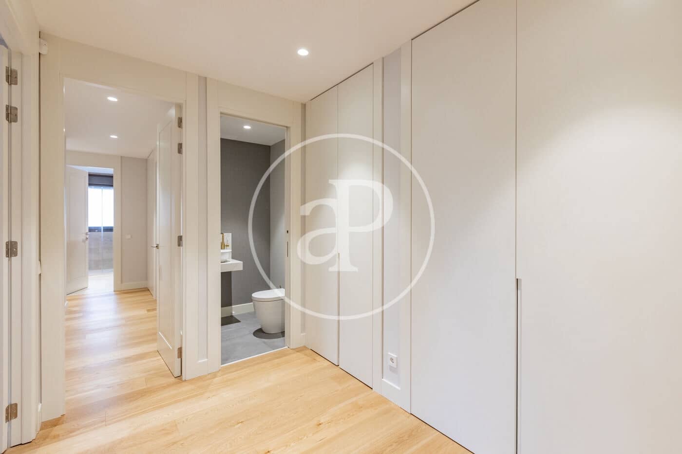 3 soverom Leilighet til leie i La Moraleja med svømmebasseng - € 2 800 (Ref: 9396005)