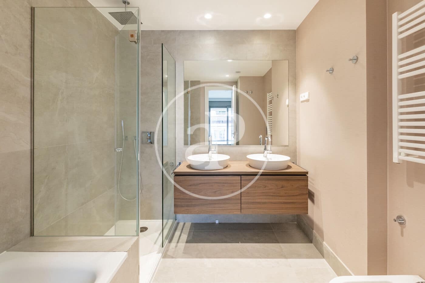 3 soverom Leilighet til leie i La Moraleja med svømmebasseng - € 2 800 (Ref: 9396005)