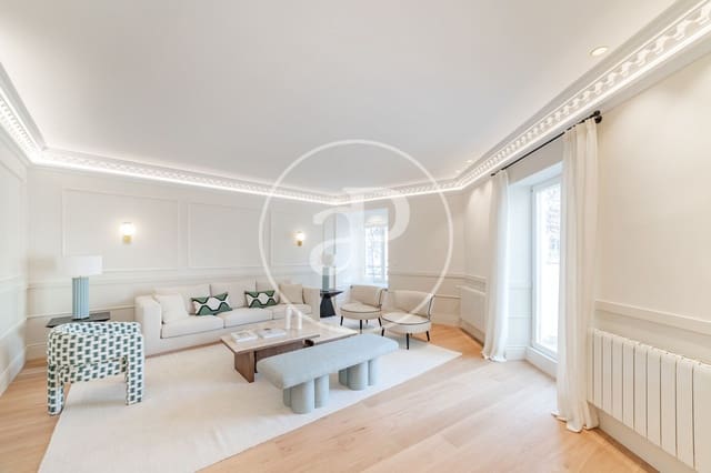 Apartamento de 3 habitaciones en Recoletos, Madrid ciudad en venta - 3.950.000 € (Ref: 9396009)