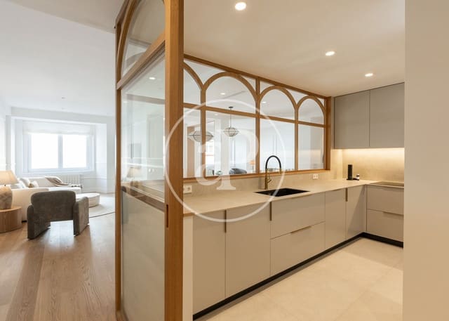 3 makuuhuone Huoneisto myytävänä paikassa Recoletos, Madrid kaupunki - 3 990 000 € (Ref: 9396009)