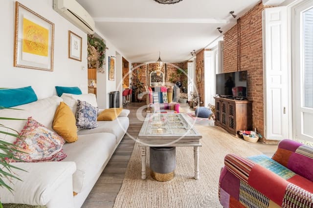 3 bedroom Apartment for sale in Argüelles, Madrid city - € 1,390,000 (Ref: 9398496)