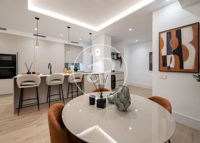 3 sypialnia Apartament na sprzedaż w Rios Rosas, Miasto Madryt - 1 550 000 € (Ref: 9398497)