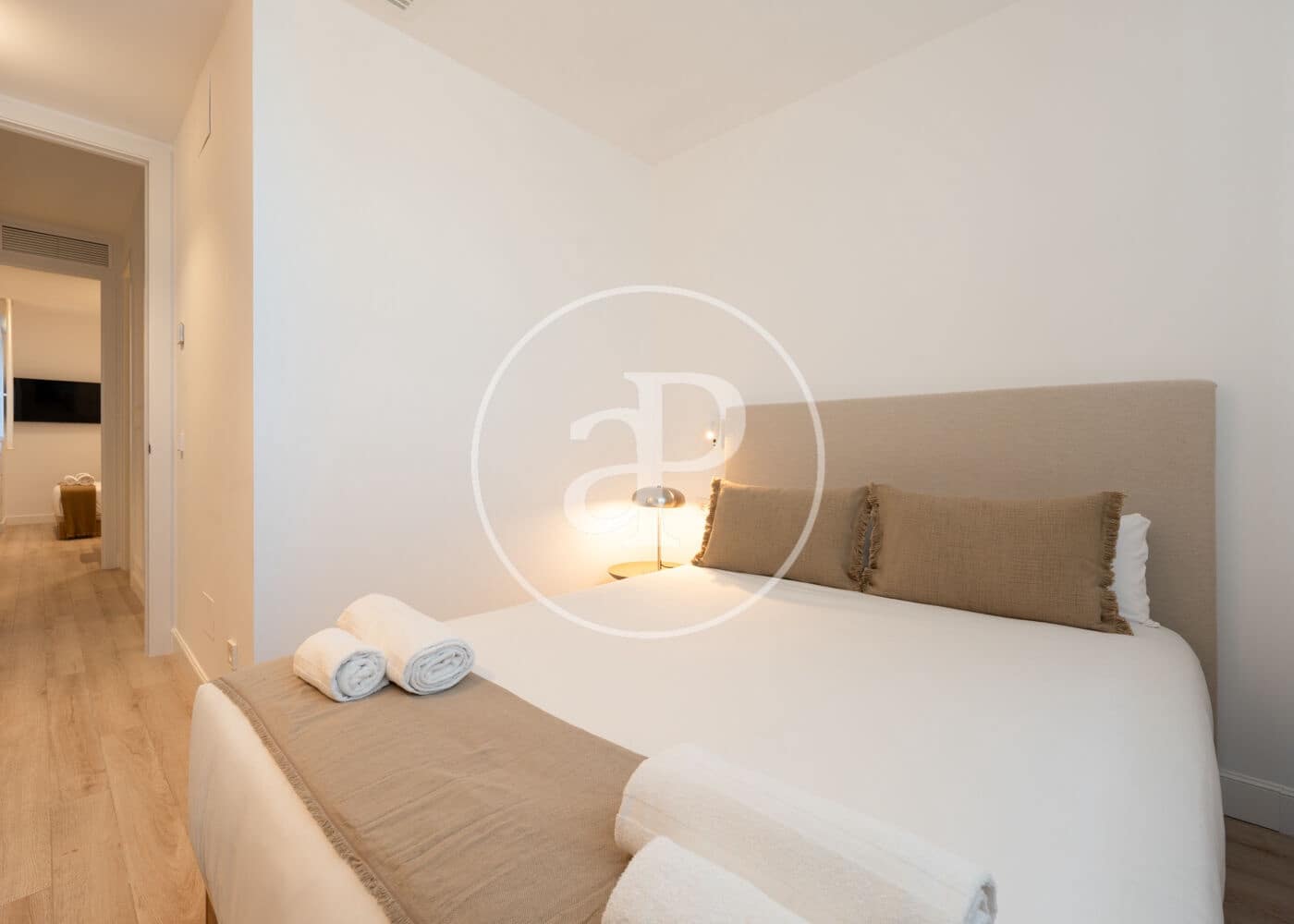 3 soveværelse Lejlighed til leje i Madrid by - € 4.500 (Ref: 9398500)