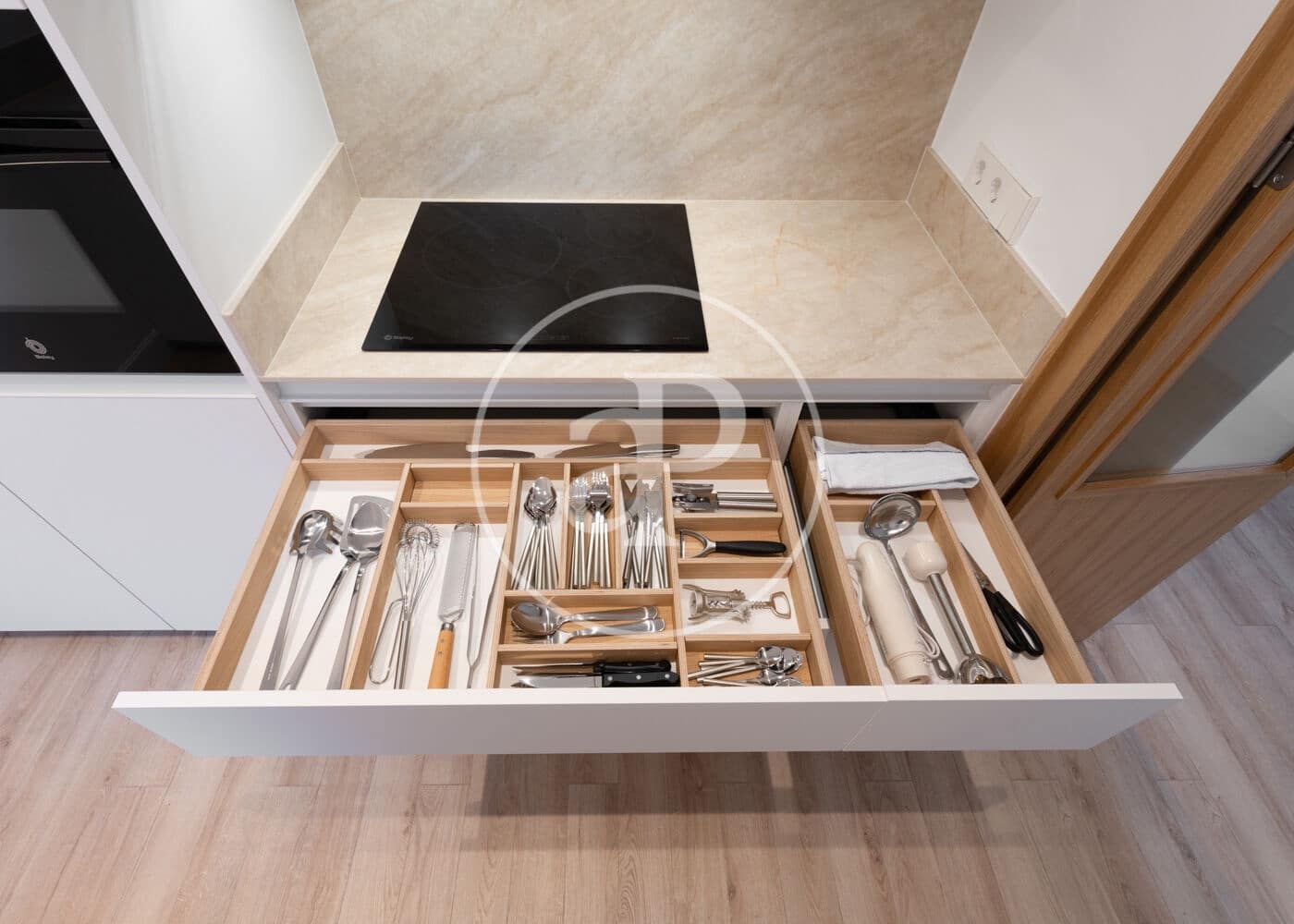 3 soveværelse Lejlighed til leje i Madrid by - € 4.500 (Ref: 9398500)