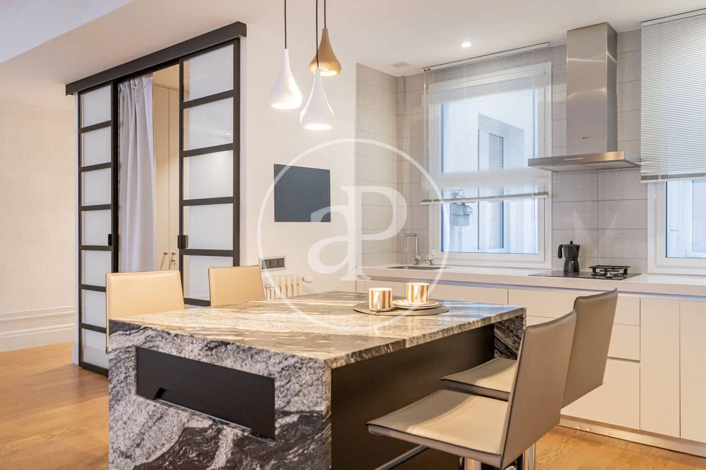2 bedroom Apartment for rent in Madrid city - € 3,200 (Ref: 9398501)