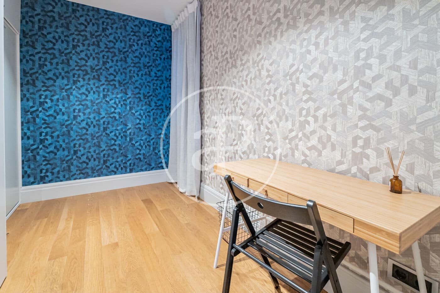 2 bedroom Apartment for rent in Madrid city - € 3,200 (Ref: 9398501)