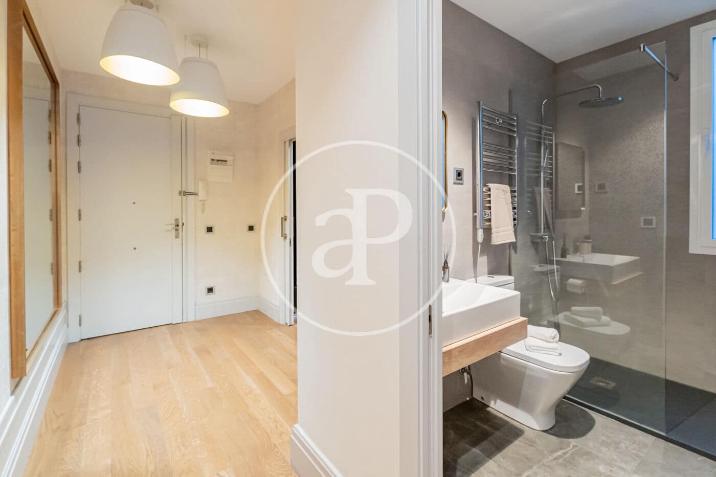 2 bedroom Apartment for rent in Madrid city - € 3,200 (Ref: 9398501)