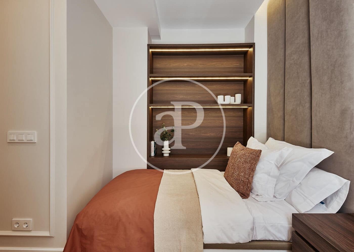 3 bedroom Apartment for sale in Madrid city - € 1,519,000 (Ref: 9398504)