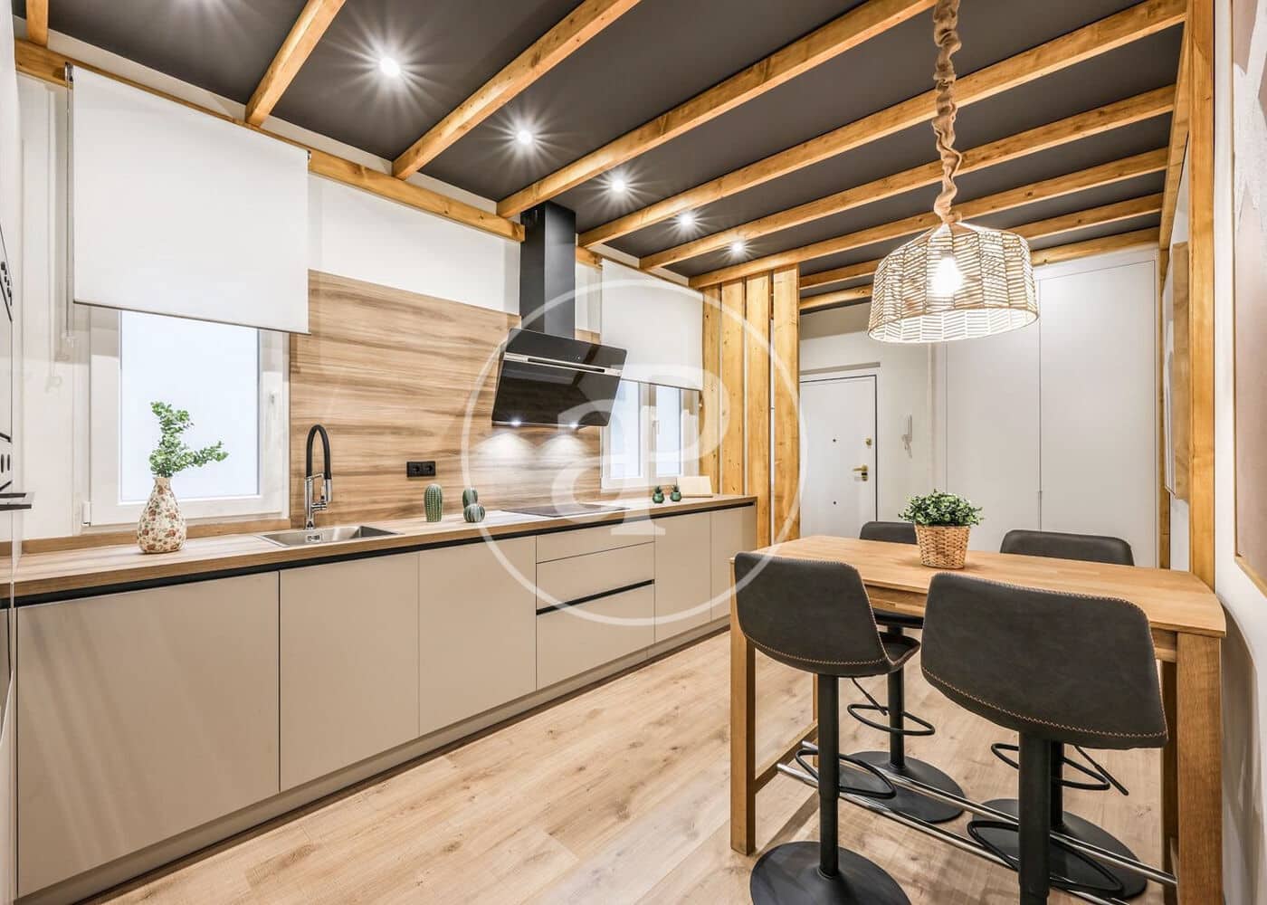 3 soveværelse Lejlighed til salg i Madrid by - € 1.190.000 (Ref: 9401057)