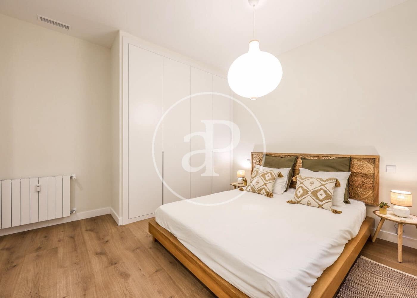 3 soveværelse Lejlighed til salg i Madrid by - € 1.190.000 (Ref: 9401057)