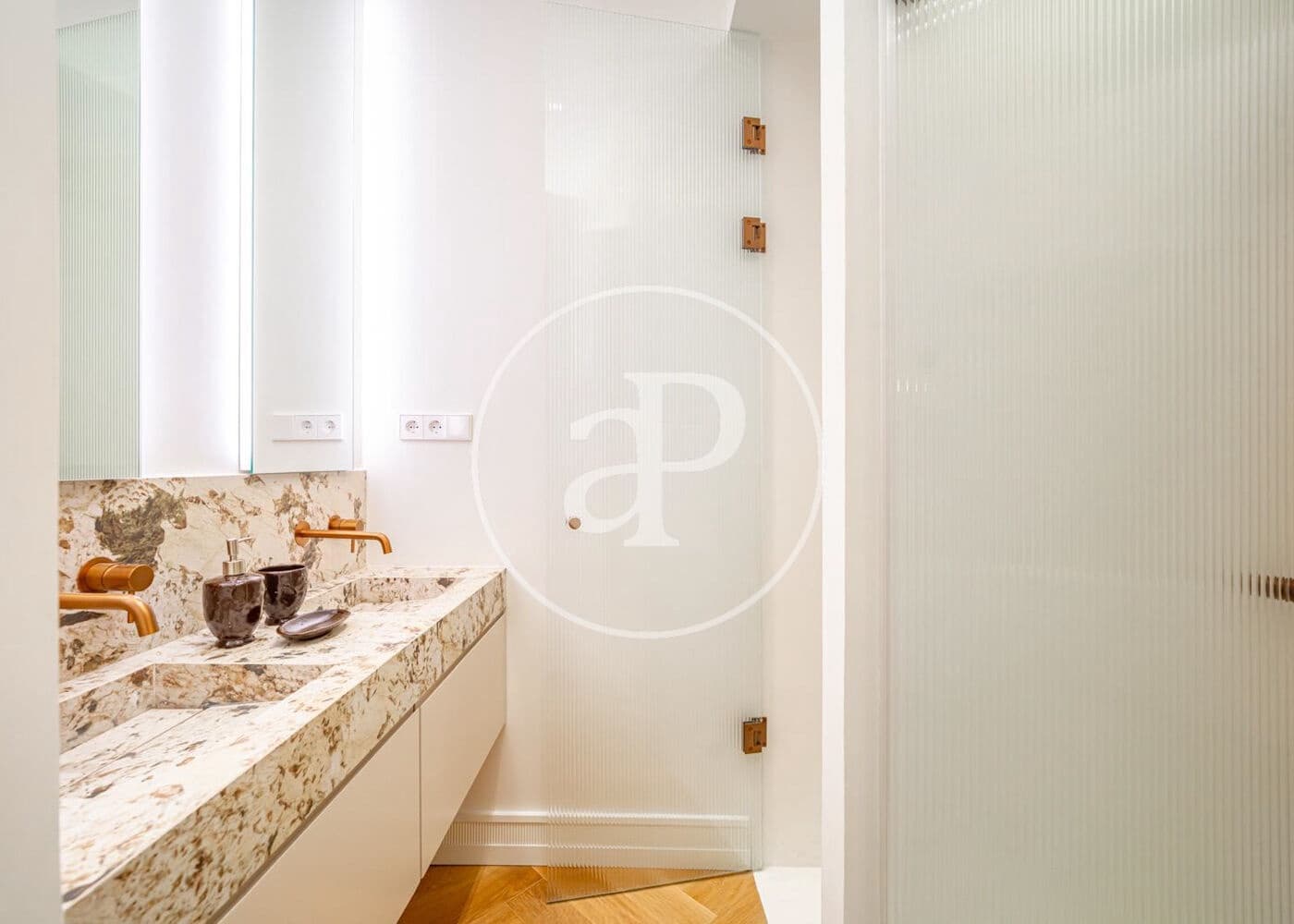 2 soverom Leilighet til leie i Madrid by - € 6 500 (Ref: 9401060)