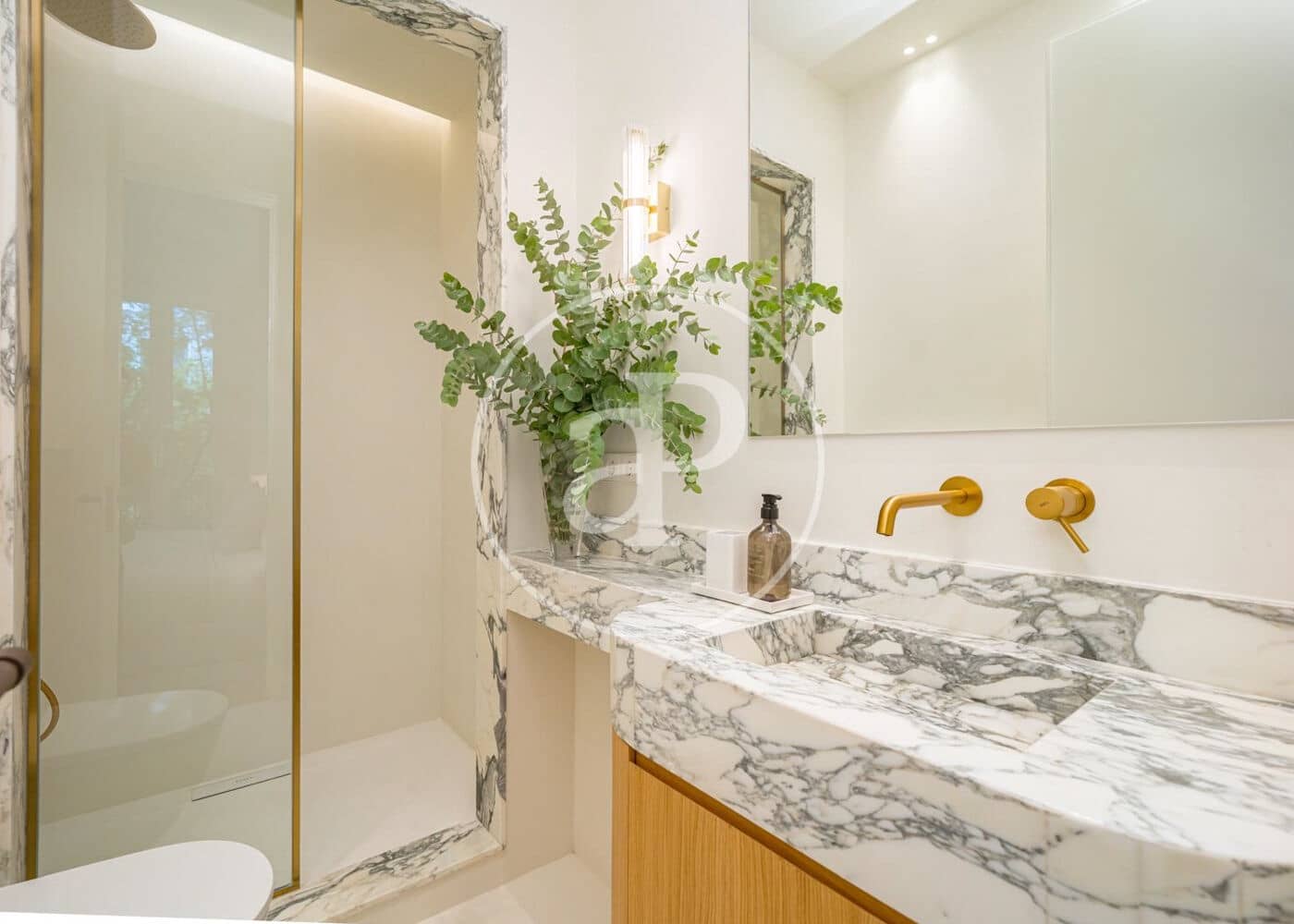 2 soverom Leilighet til leie i Madrid by - € 6 500 (Ref: 9401060)