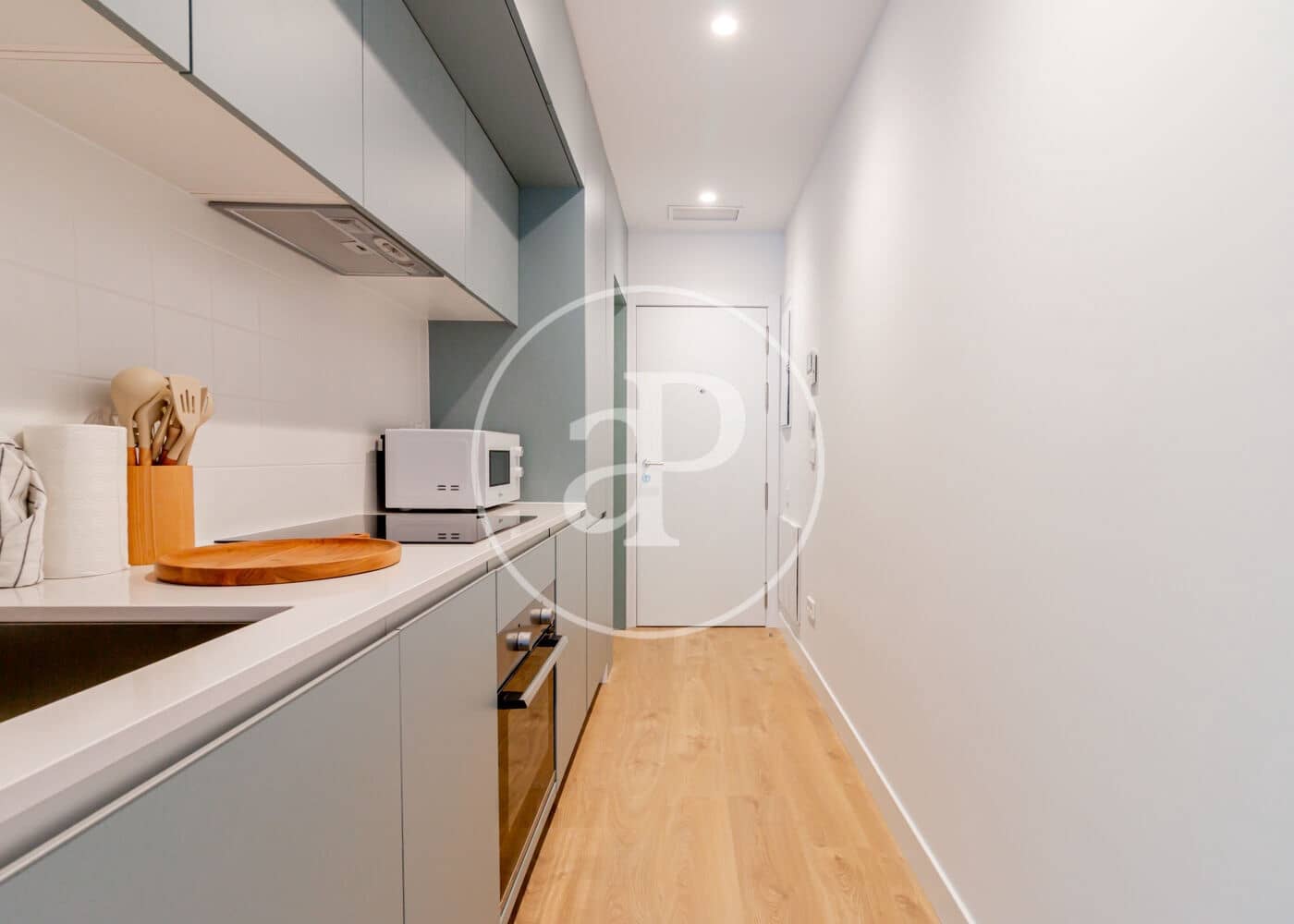 Leilighet til leie i Madrid by - € 1 475 (Ref: 9401065)