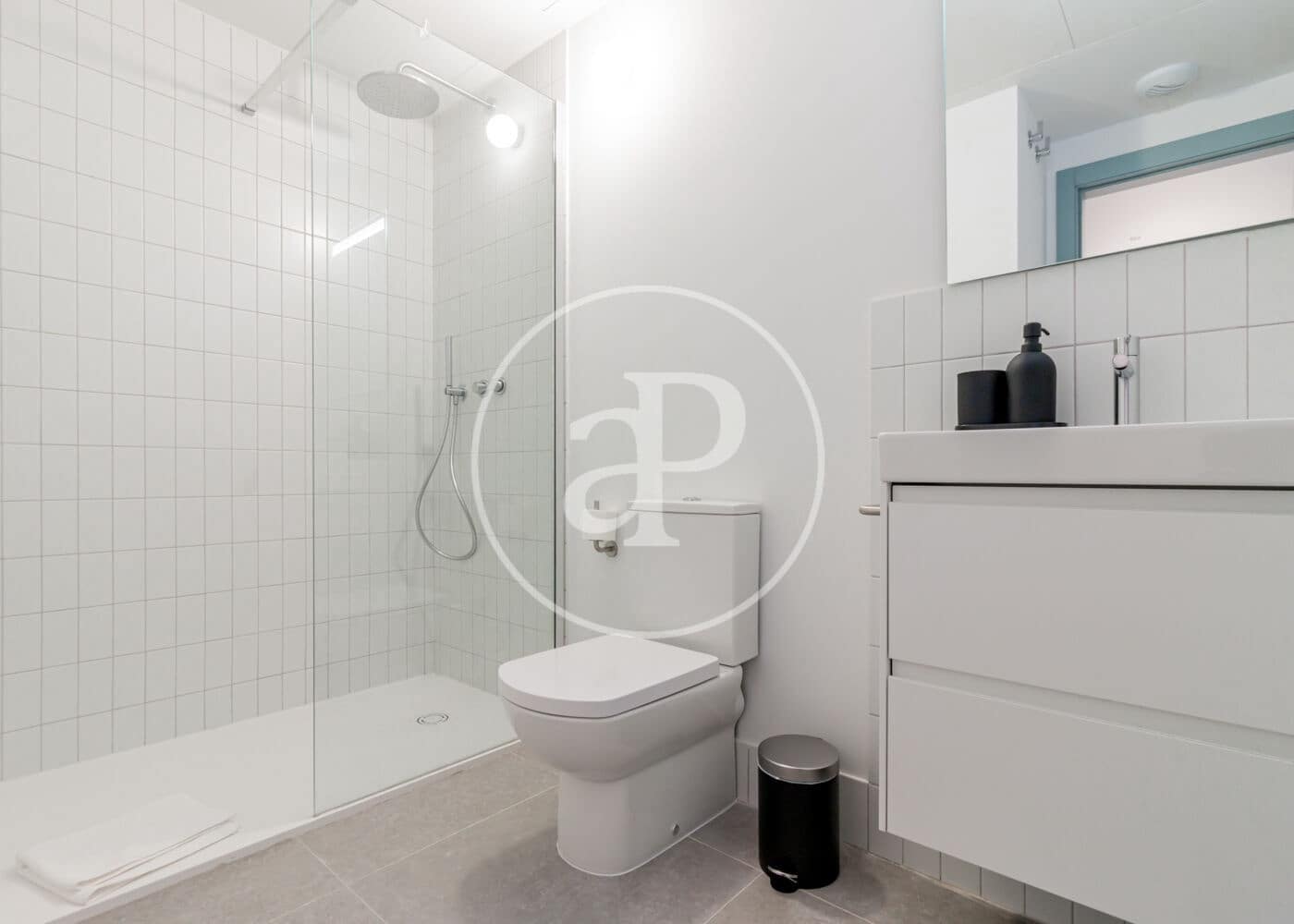 Leilighet til leie i Madrid by - € 1 475 (Ref: 9401065)