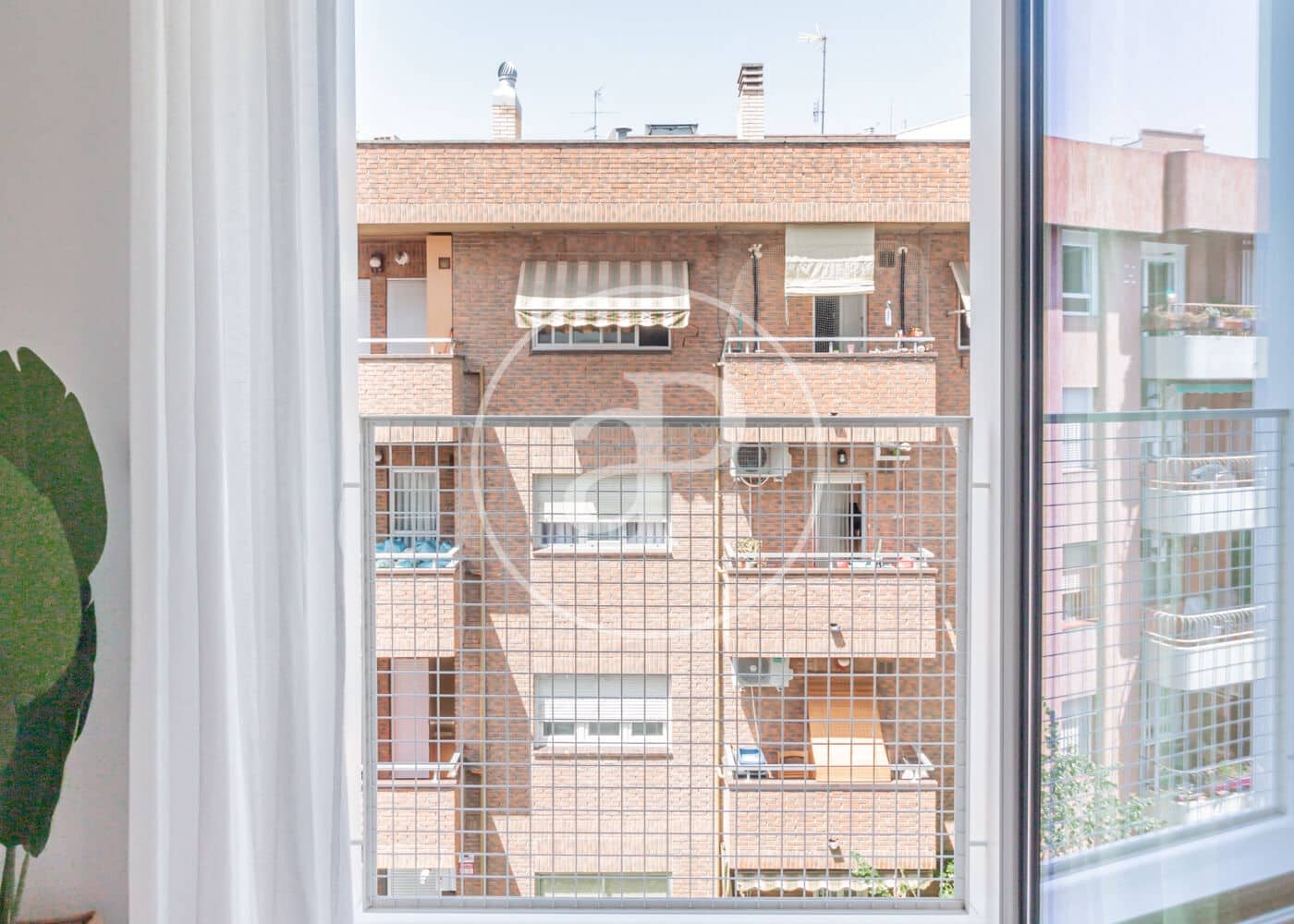 Leilighet til leie i Madrid by - € 1 475 (Ref: 9401065)