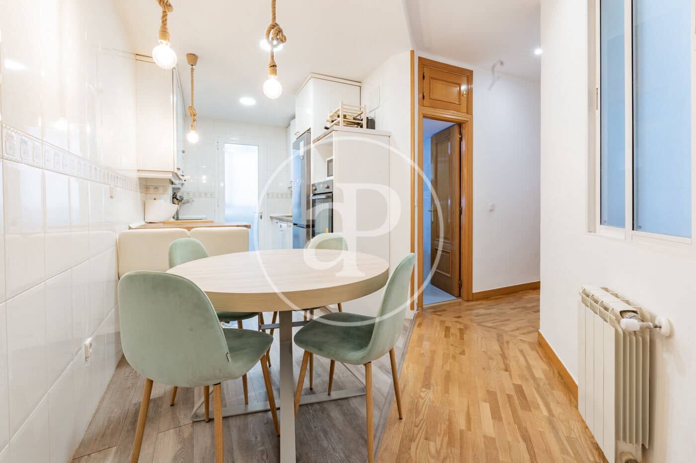 4 bedroom Apartment for sale in Madrid city - € 745,000 (Ref: 9403402)