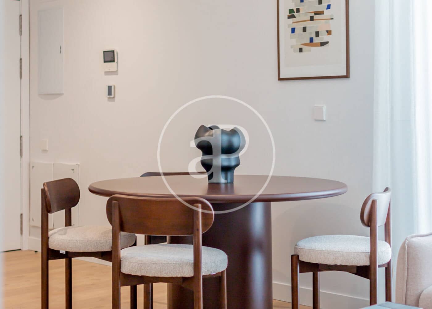 2 bedroom Apartment for rent in Madrid city - € 2,850 (Ref: 9403403)