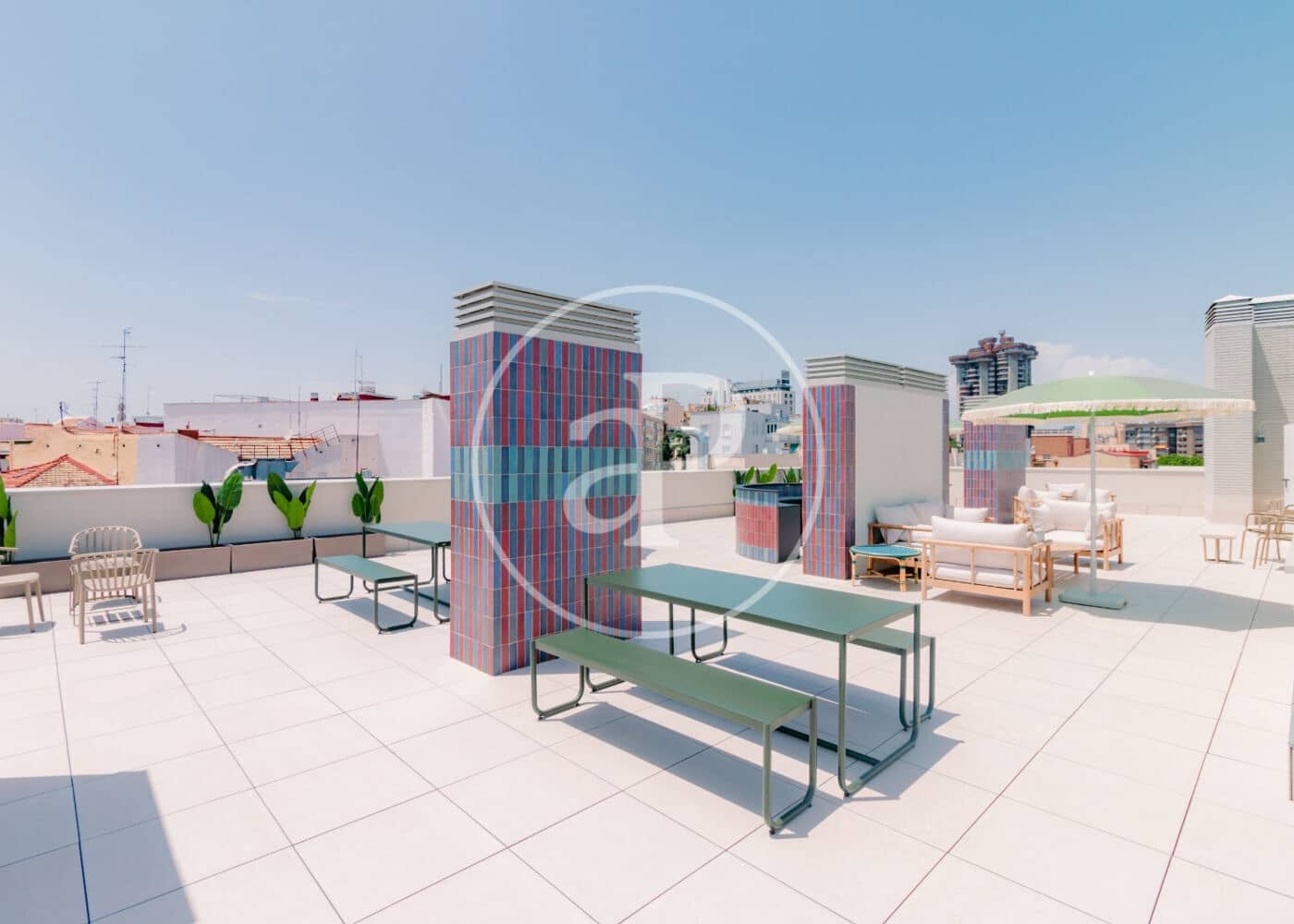 2 bedroom Apartment for rent in Madrid city - € 2,850 (Ref: 9403403)