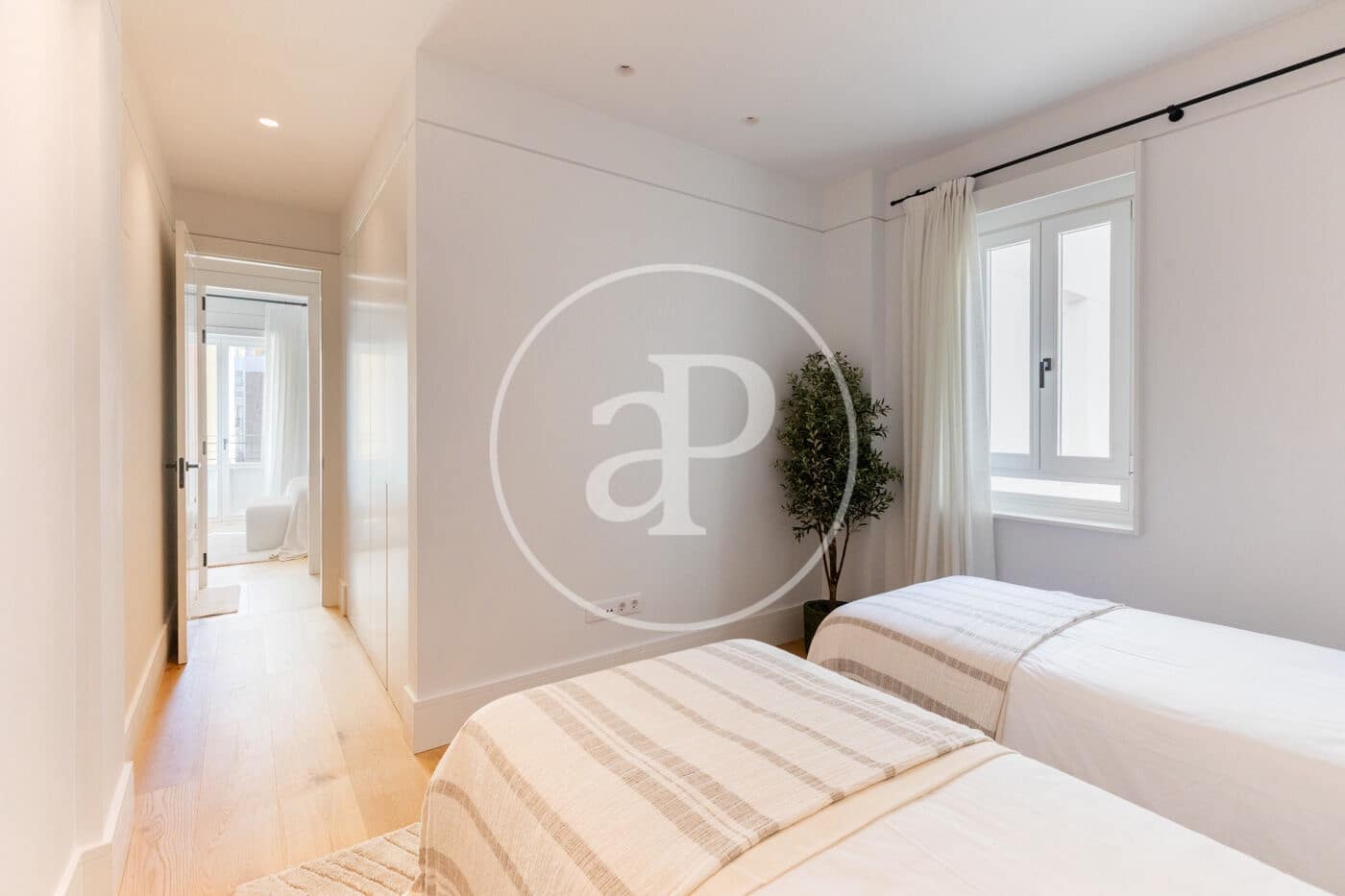 Lejlighed til salg i Madrid by med swimmingpool - € 2.400.000 (Ref: 9403404)