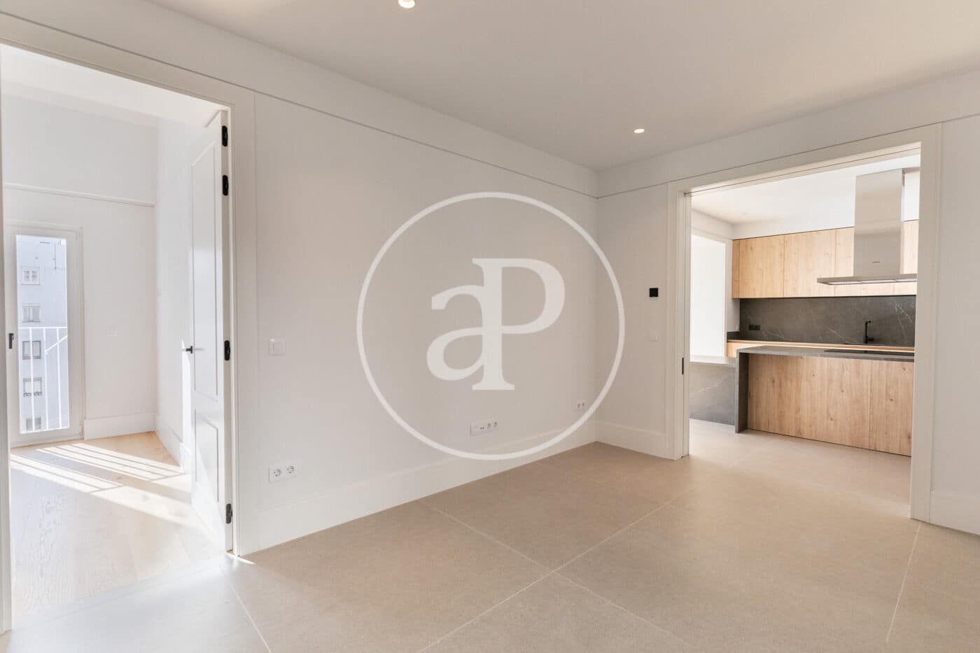 Lejlighed til salg i Madrid by med swimmingpool - € 2.400.000 (Ref: 9403404)