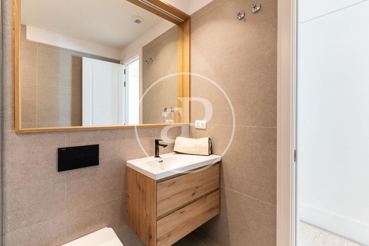 Lejlighed til salg i Madrid by med swimmingpool - € 2.400.000 (Ref: 9403405)