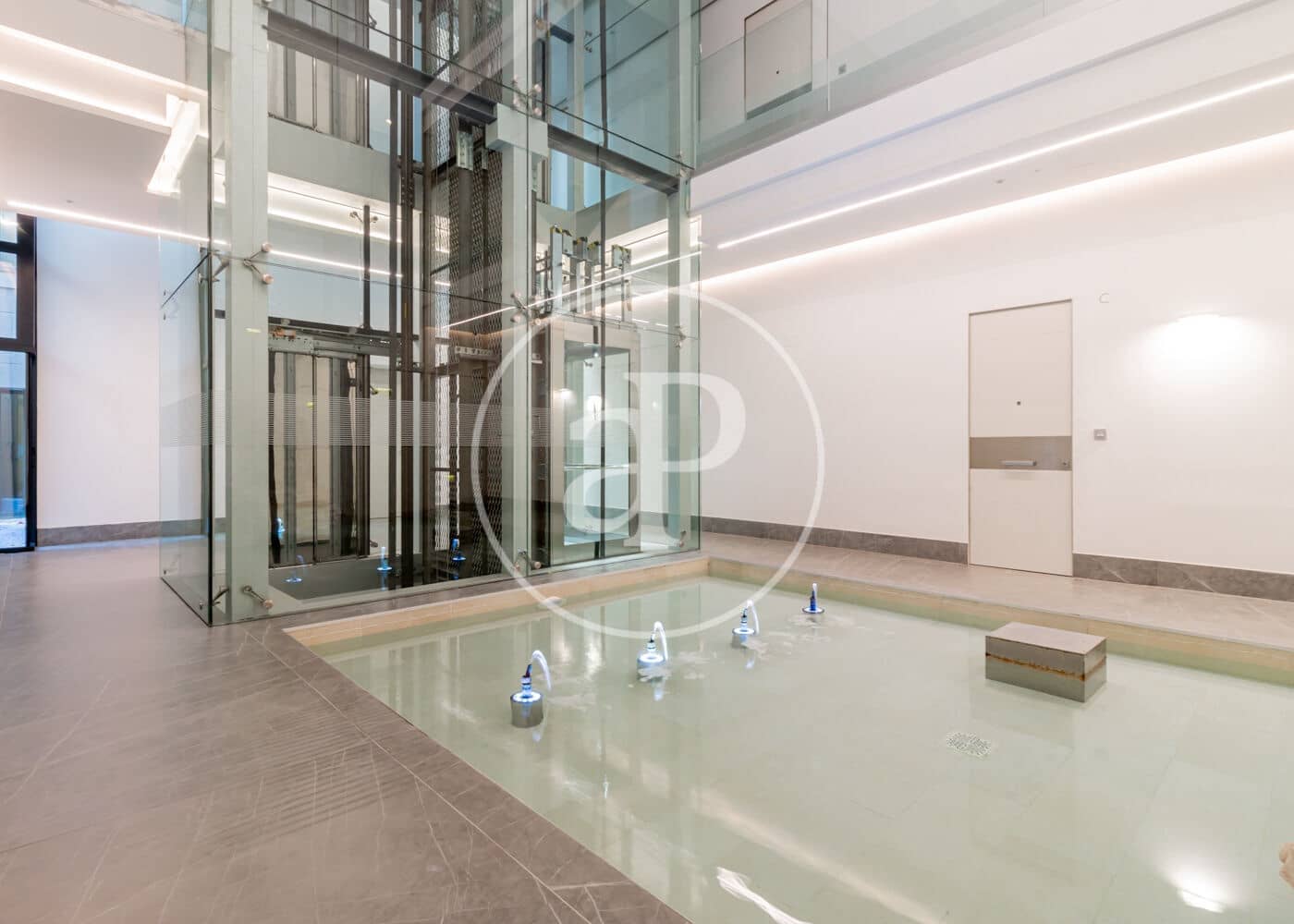 2 soveværelse Lejlighed til leje i Madrid by - € 7.200 (Ref: 9403406)