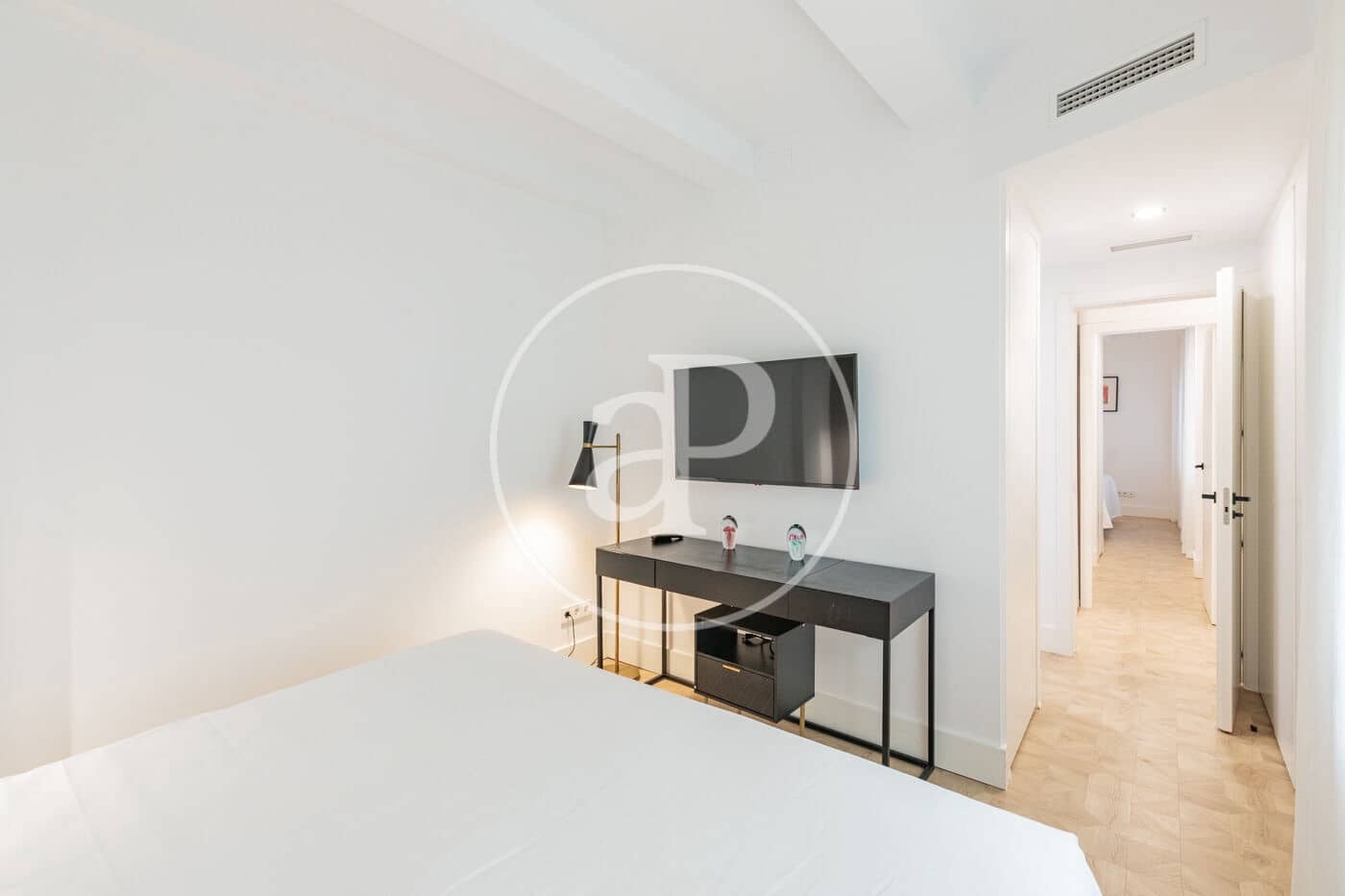 2 soverom Leilighet til leie i Madrid by - € 3 200 (Ref: 9403407)