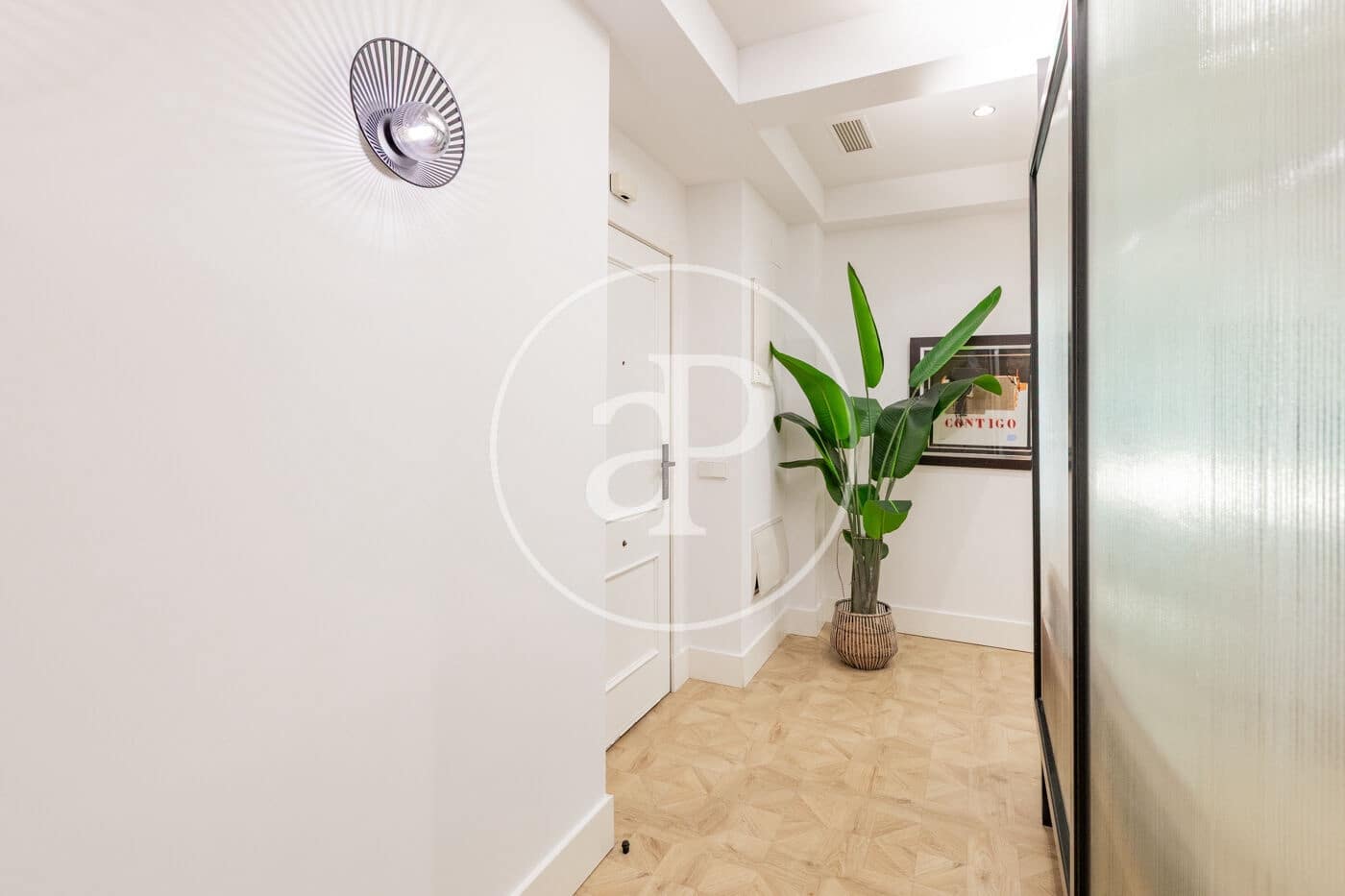 2 soverom Leilighet til leie i Madrid by - € 3 200 (Ref: 9403407)