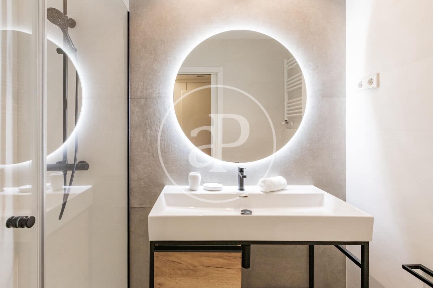 2 soverom Leilighet til leie i Madrid by - € 3 200 (Ref: 9403407)