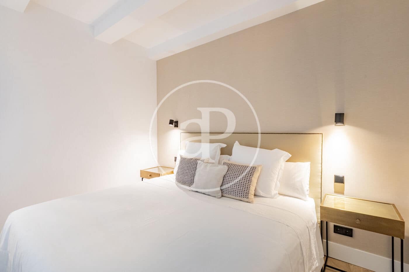 2 soverom Leilighet til leie i Madrid by - € 3 200 (Ref: 9403407)