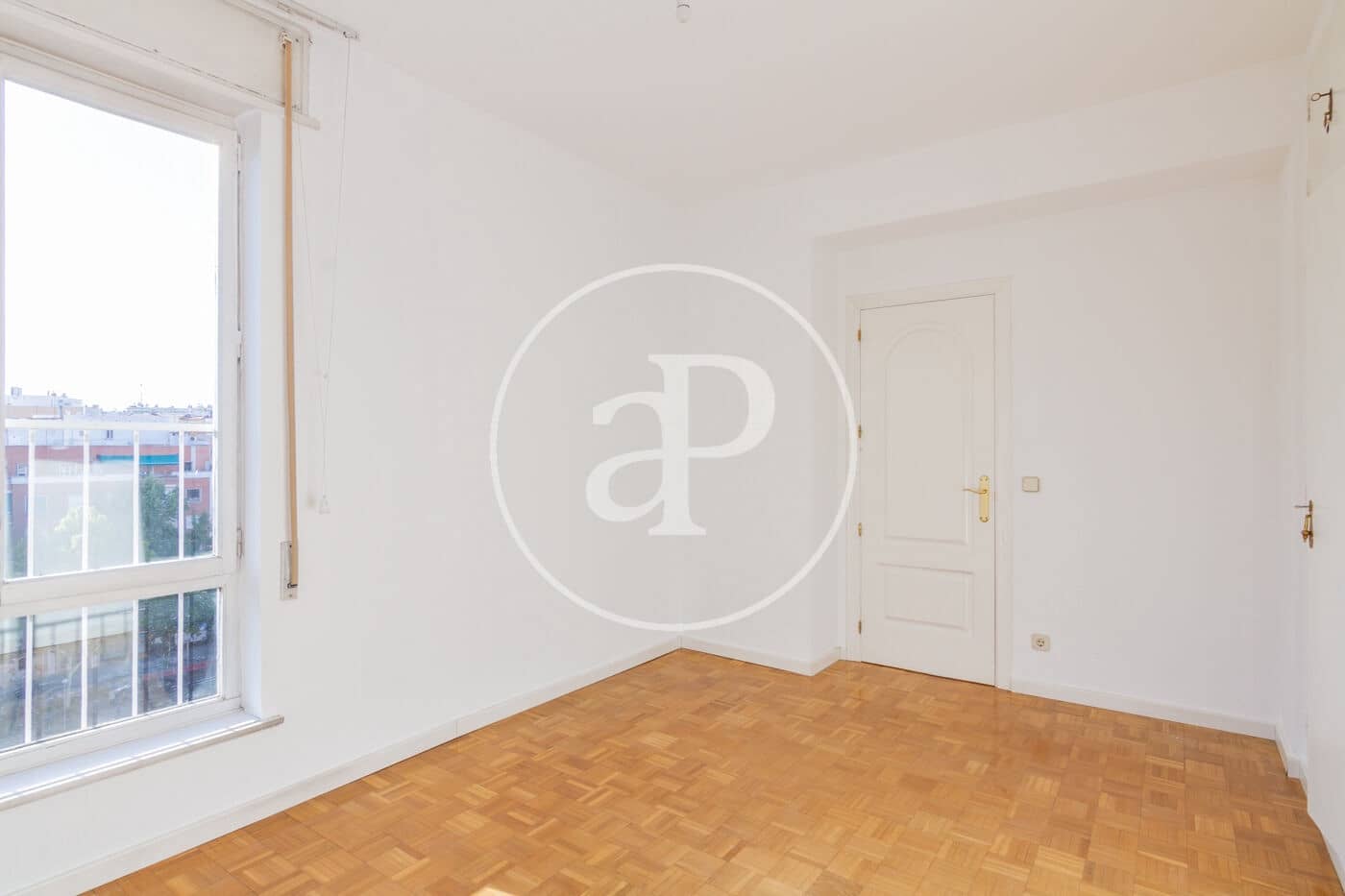 3 sovrum Lägenhet att hyra i Madrid stad - 1 780 € (Ref: 9403408)