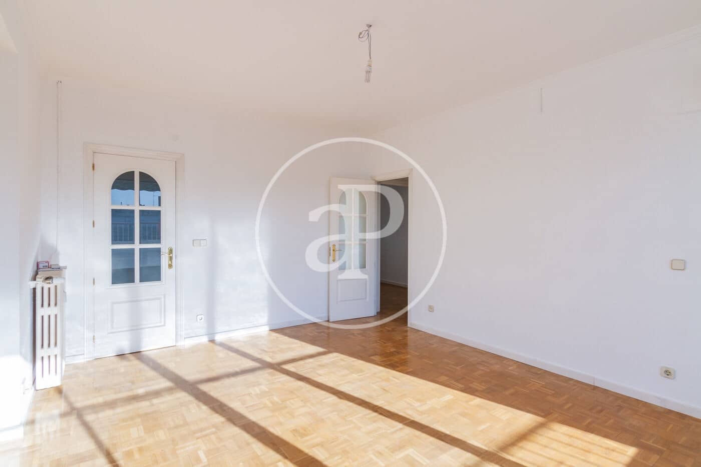 3 sovrum Lägenhet att hyra i Madrid stad - 1 780 € (Ref: 9403408)
